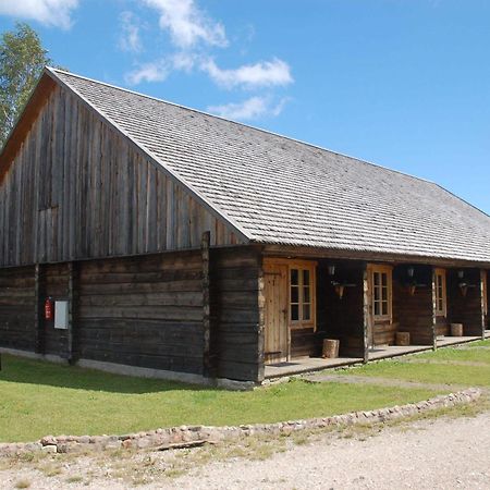 Töllu Туристическая деревня Курессааре Экстерьер фото