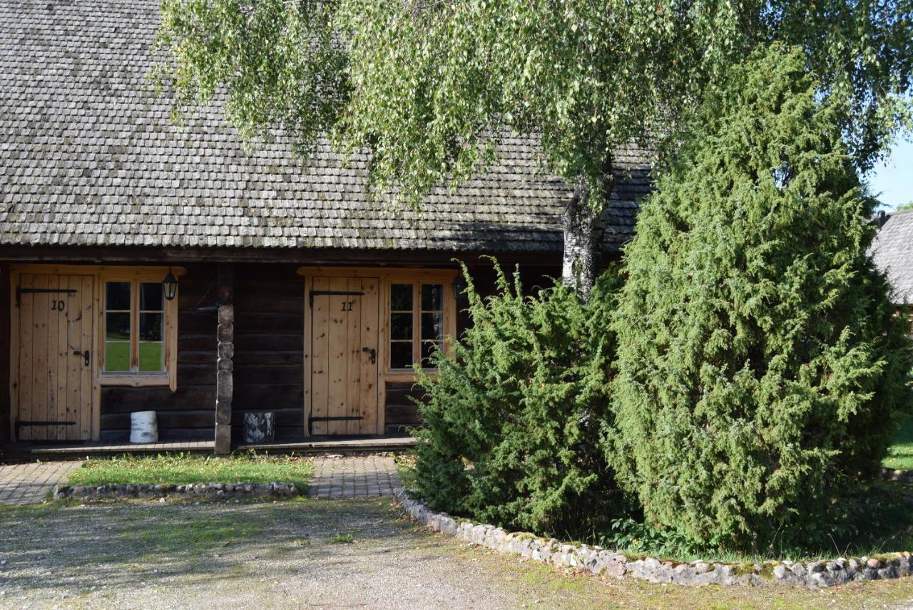 Töllu Туристическая деревня Курессааре Экстерьер фото