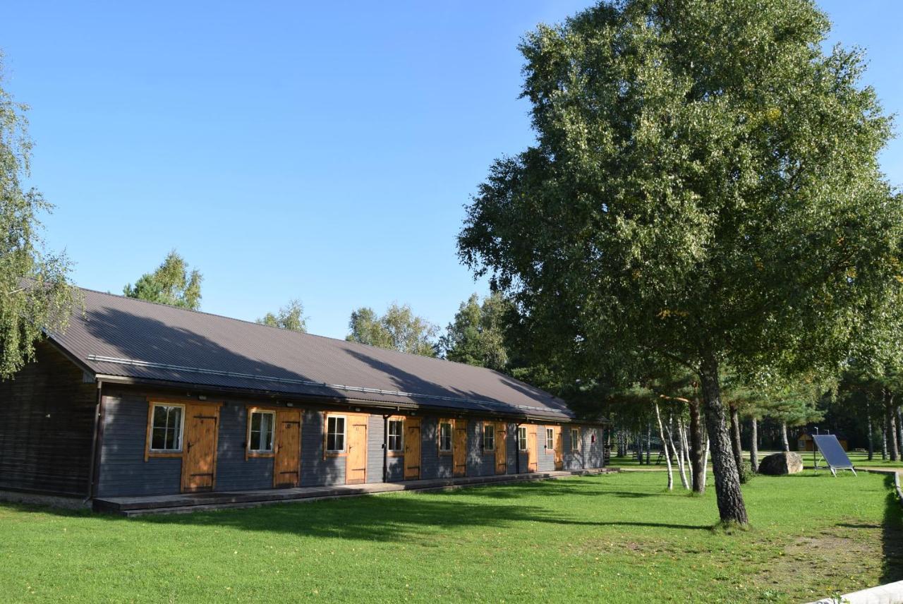 Töllu Туристическая деревня Курессааре Экстерьер фото